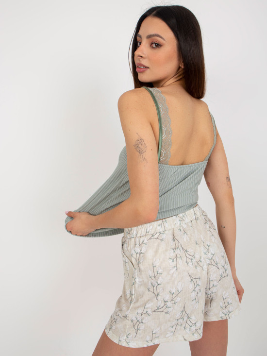 Pijamale khaki cu dungi și pantaloni scurți