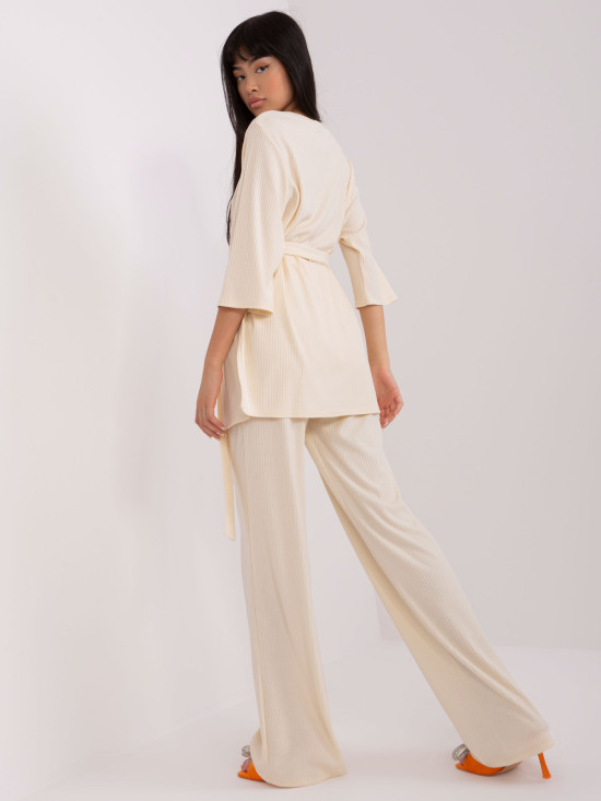 Compleu casual bej deschis cu dungi