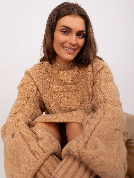 Rochie tricotată camel cu împletituri