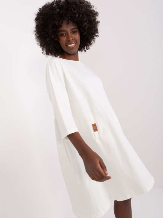 Rochie oversize ecru cu mâneci 3/4