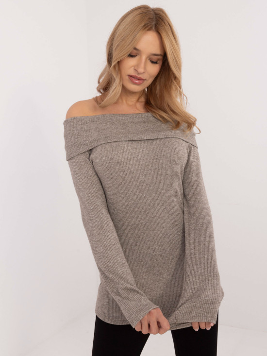 Pulover elegant bej cu mâneci lungi