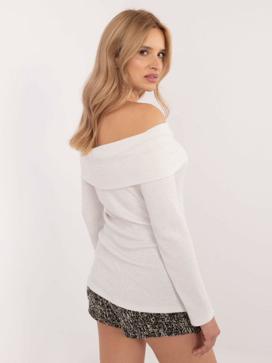 Pulover elegant ecru cu mâneci lungi