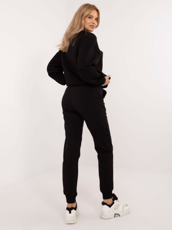 Pantaloni sportivi negri eleganți