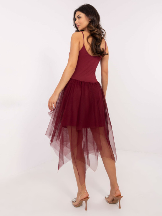 Compleu elegant în culoare bordo