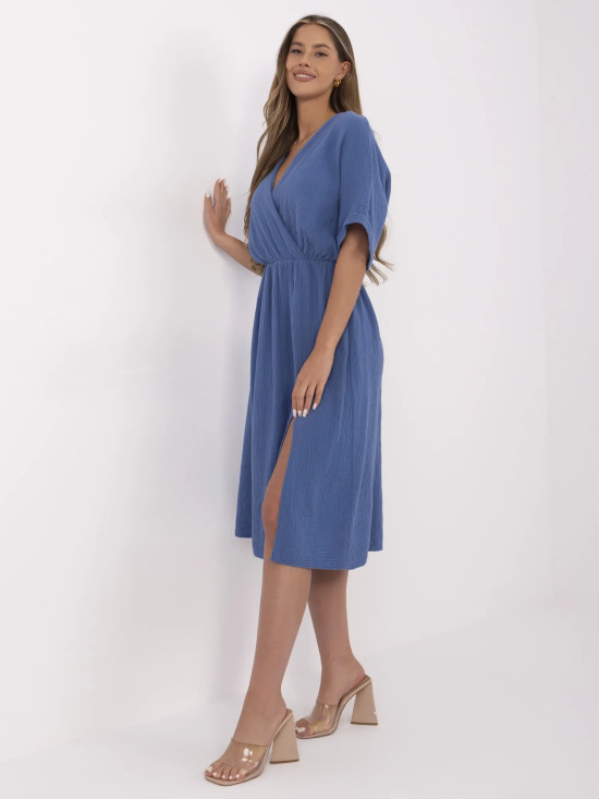 Rochie albastră evazată