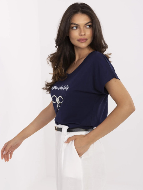 Tricou albastru elegant cu aplicație