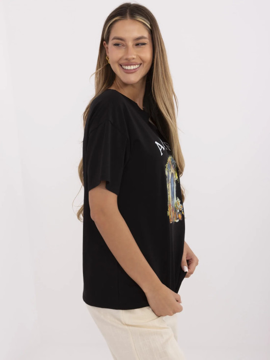 Tricou negru stilat cu imprimeu