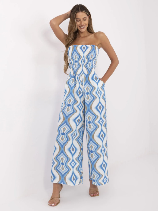 Salopetă alb-albastră cu model geometric