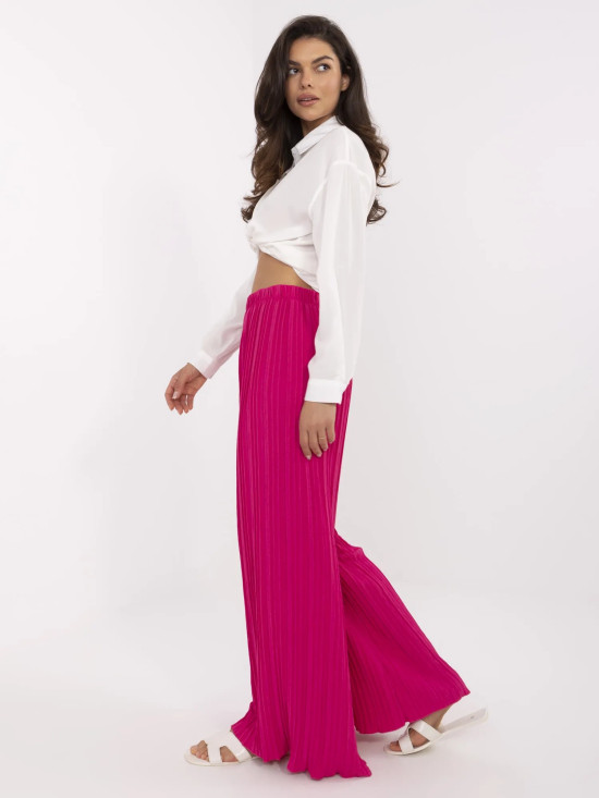Pantaloni largi roz
