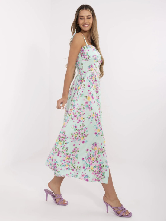 Rochie midi cu flori și bretele