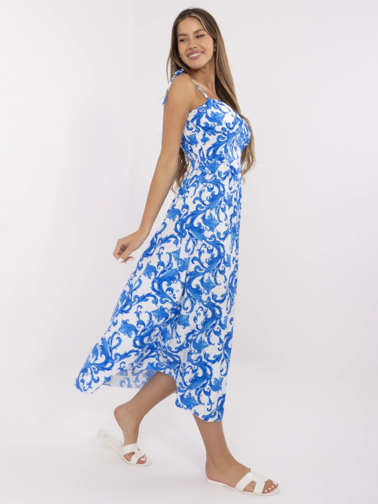 Rochie albă-albastră evazată