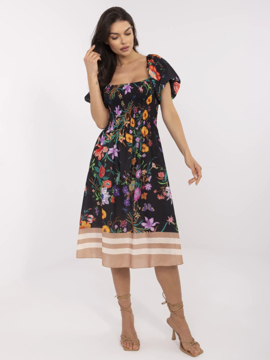 Rochie midi cu flori și mânecă scurtă