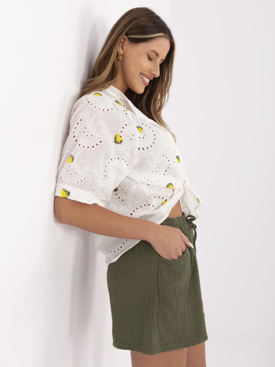 Shorts khaki cu talie înaltă