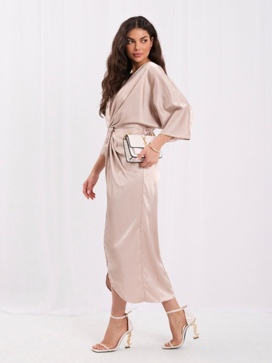 Rochie midi bej asimetrică cu mâneci 3/4