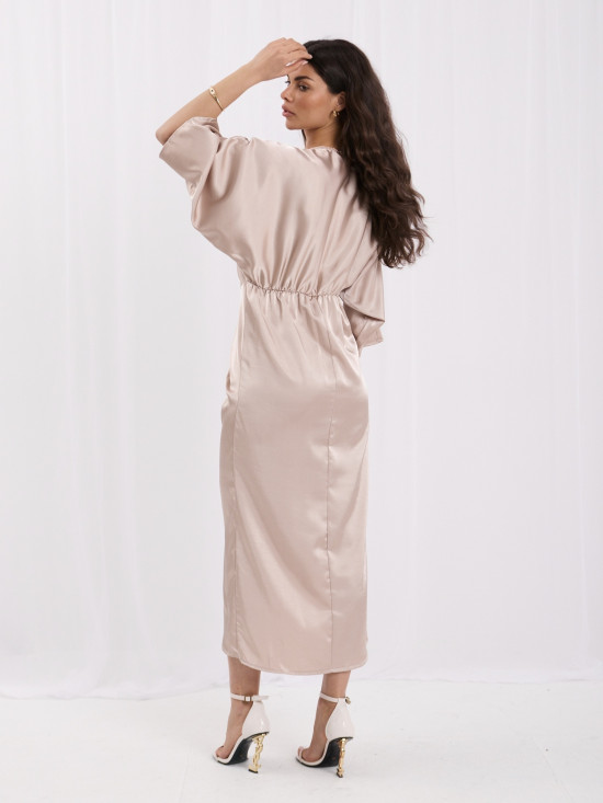Rochie midi bej asimetrică cu mâneci 3/4