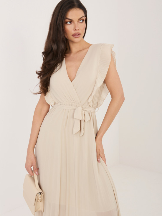 Rochie midi bej evazată cu curea