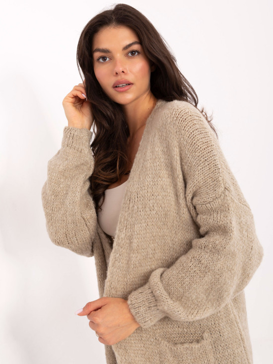 Cardigan bej lung cu buzunare