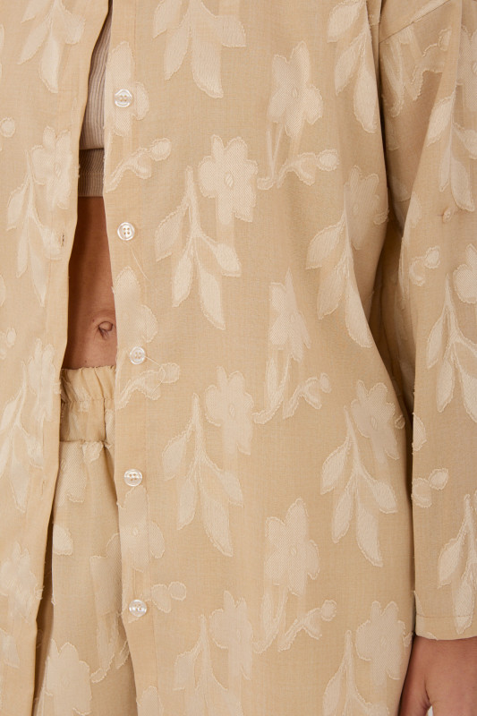 Set bej din viscoză cu cămașă și pantaloni