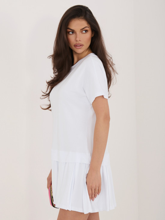 Rochie mini albă evazată cu mânecă scurtă