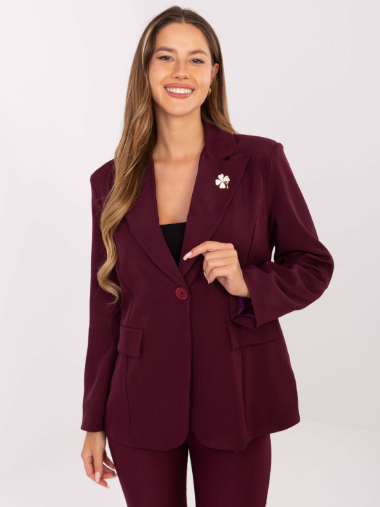 Sacou elegant bordo cu broșă și căptușeală