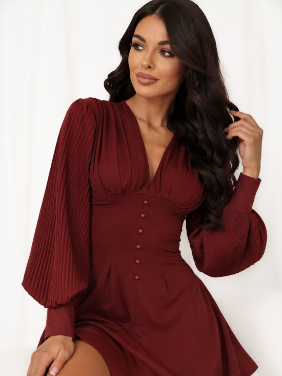 Rochie mini bordo cu decolteu în V și mâneci bufante