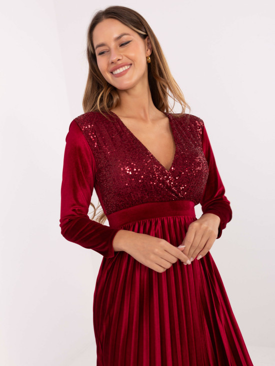 Rochie maxi bordo cu curea și paiete