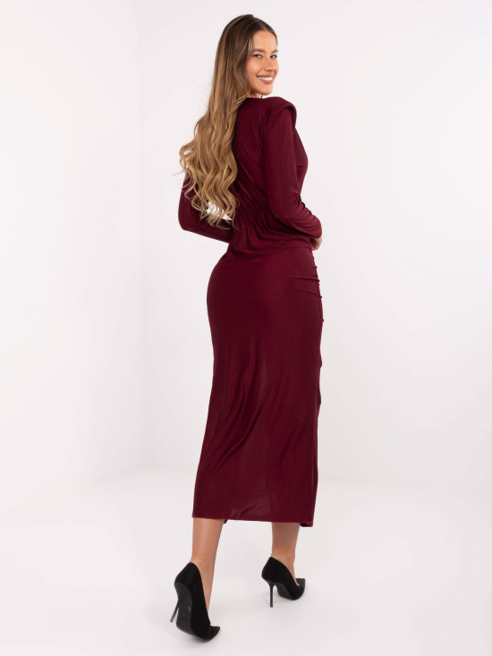Rochie midi tip creion bordo cu decolteu petrecut și mâneci lungi