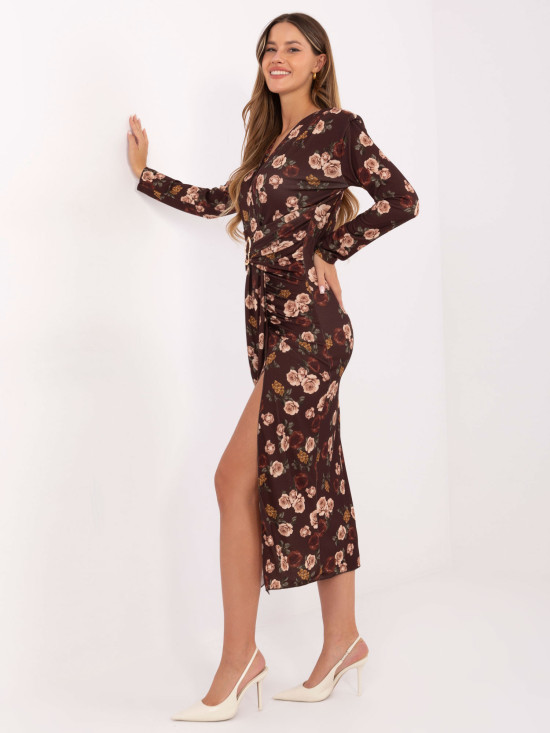 Rochie midi maro cu imprimeu floral și decolteu petrecut