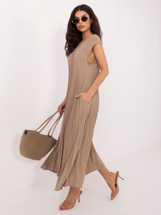 Rochie midi bej cu buzunare, stil cocktail