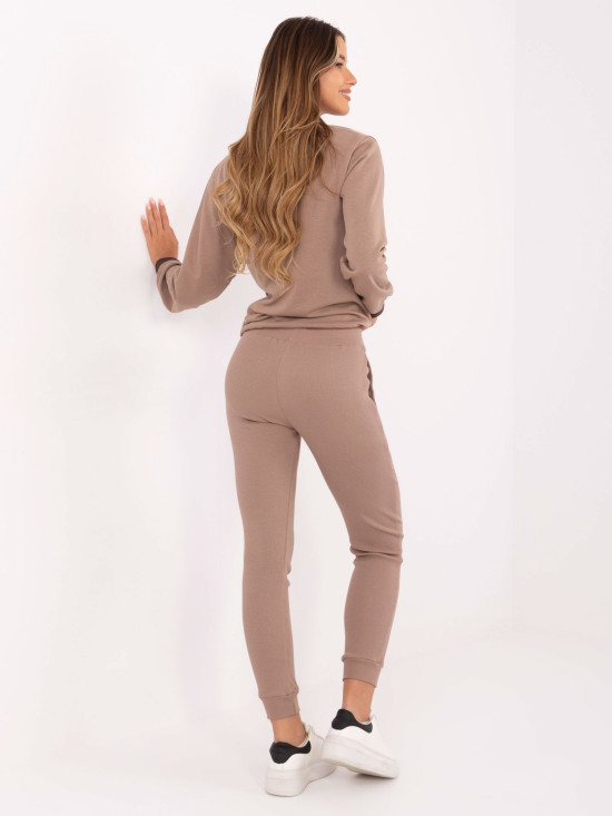 Pantaloni de trening bej din bumbac cu material reiat