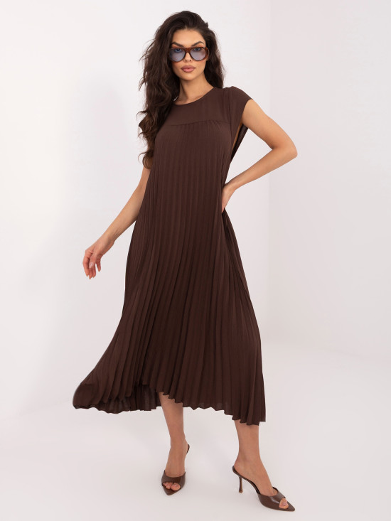 Rochie midi maro fără mâneci, cu nasturi