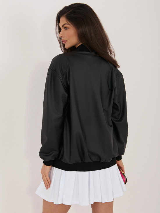 Geacă neagră de tranziție din piele ecologică cu guler înalt