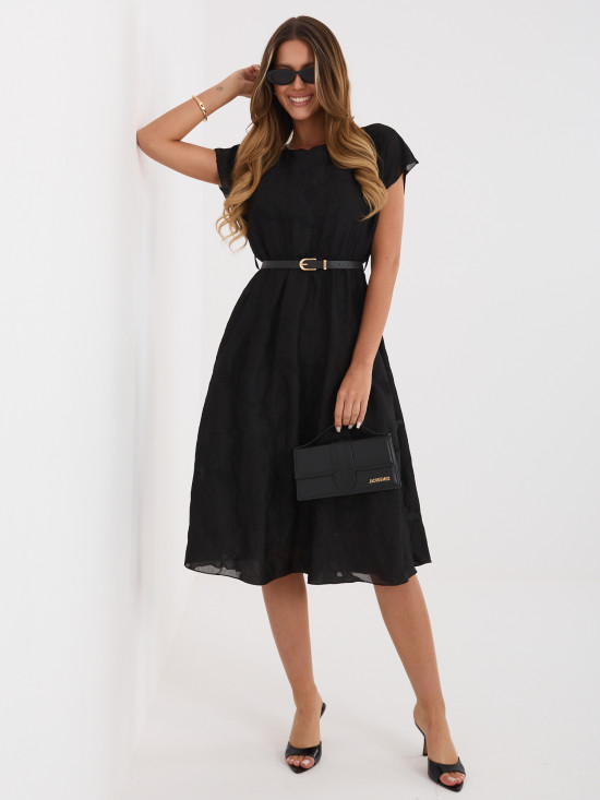 Rochie midi neagră evazată cu curea