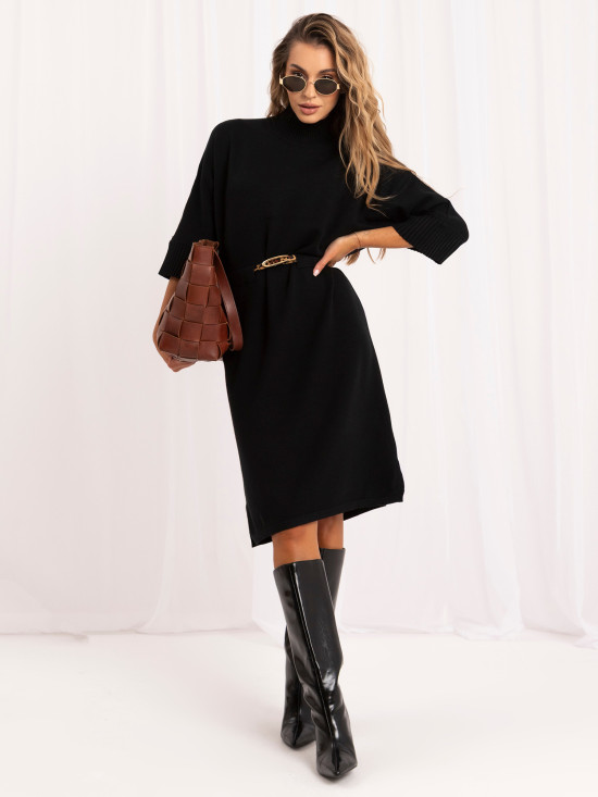 Rochie tricotată neagră oversize cu curea și guler înalt