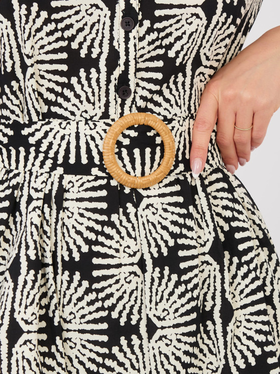 Rochie neagră cu curea și volan