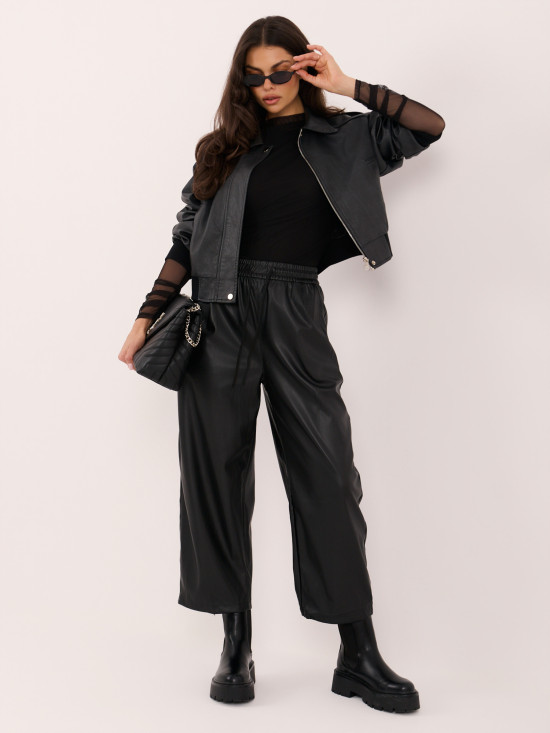 Pantaloni negri din piele ecologică cu croială largă