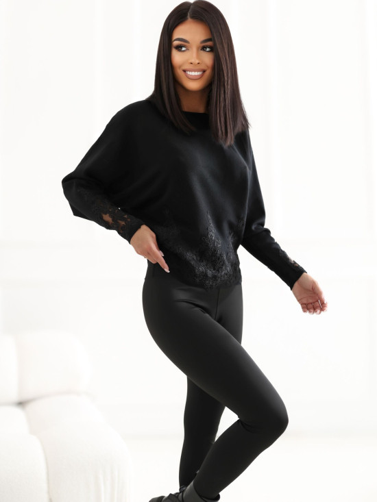 Pulover elegant negru cu dantelă