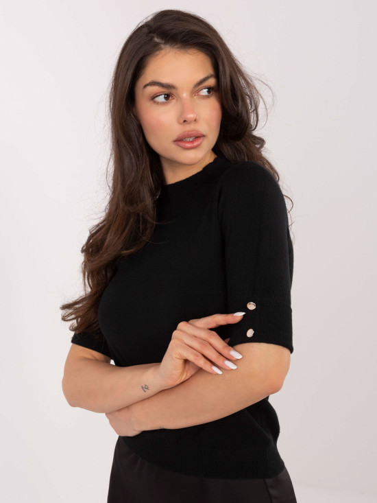 Pulover elegant negru cu guler înalt și nasturi