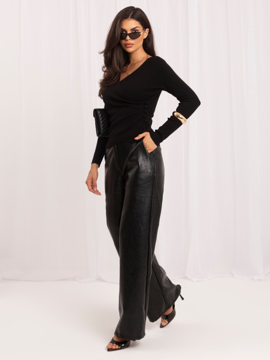 Pulover elegant negru cu decolteu petrecut
