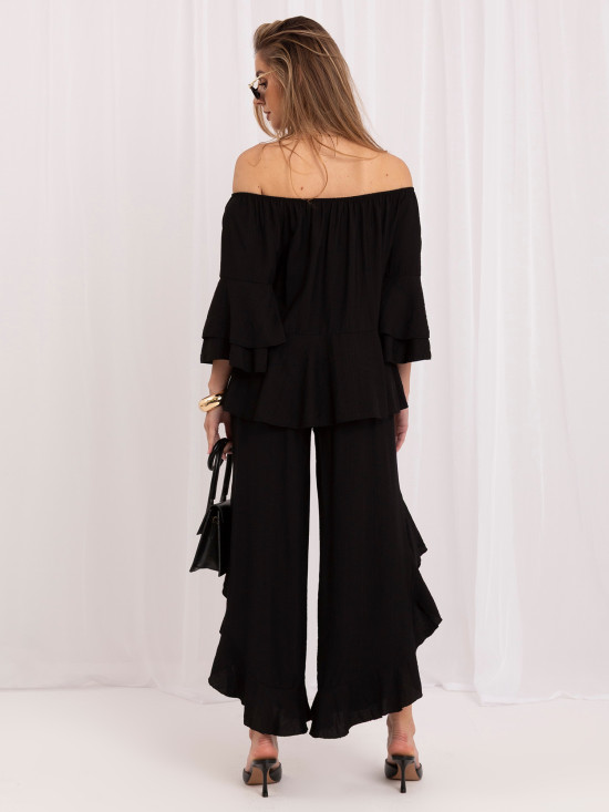 Set negru cu bluză și pantaloni
