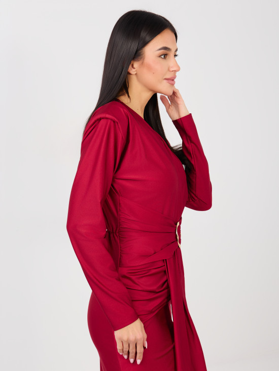 Rochie maxi elegantă roșie cu mâneci lungi și decolteu petrecut