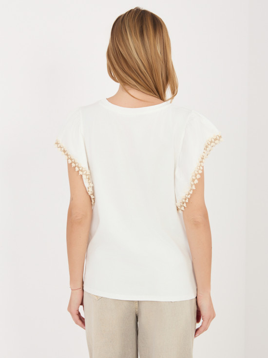 Bluză albă cu aplicație