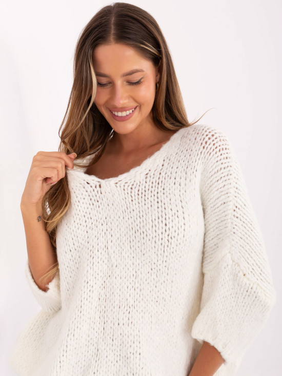 Pulover elegant ecru cu mâneci 3/4