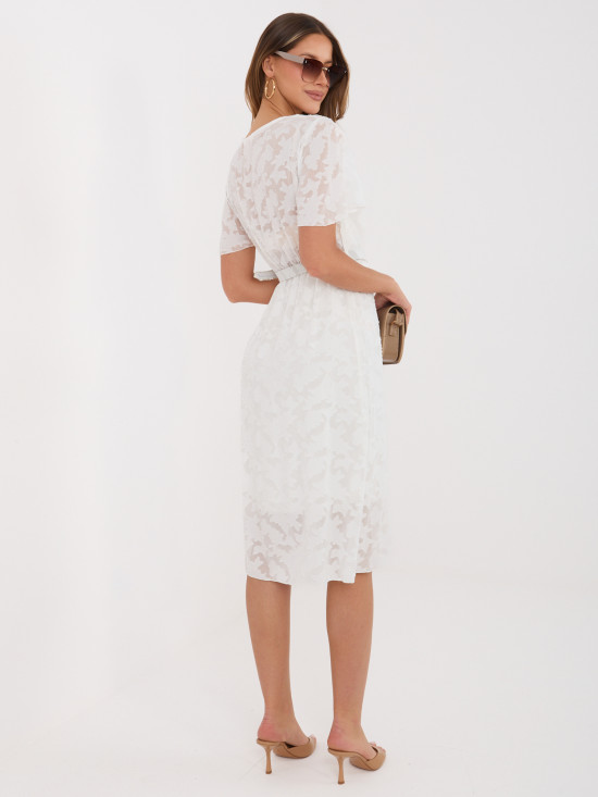 Rochie midi ecru evazată cu curea