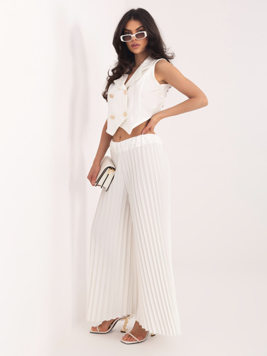 Set elegant ecru – vestă și pantaloni