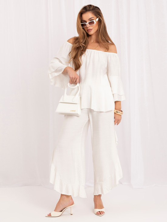 Set elegant cu bluză și pantaloni ecru