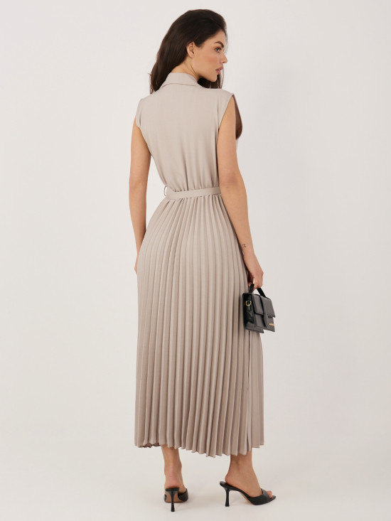 Rochie midi elegantă bej cu curea și paiete