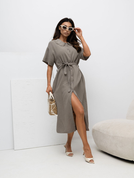 Rochie midi bej evazată cu curea și buzunare