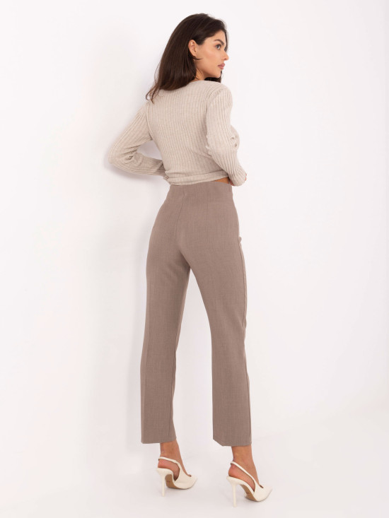 Pantaloni eleganți bej