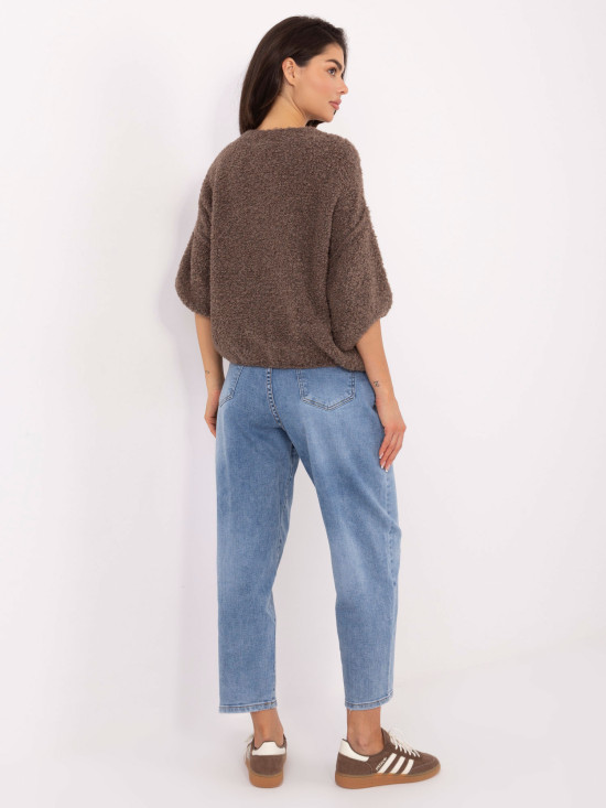 Pulover elegant bej cu mâneci 3/4 și nasturi